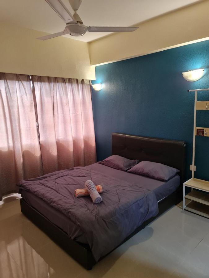 Sri Sayang Home Stay George Town Exterior foto