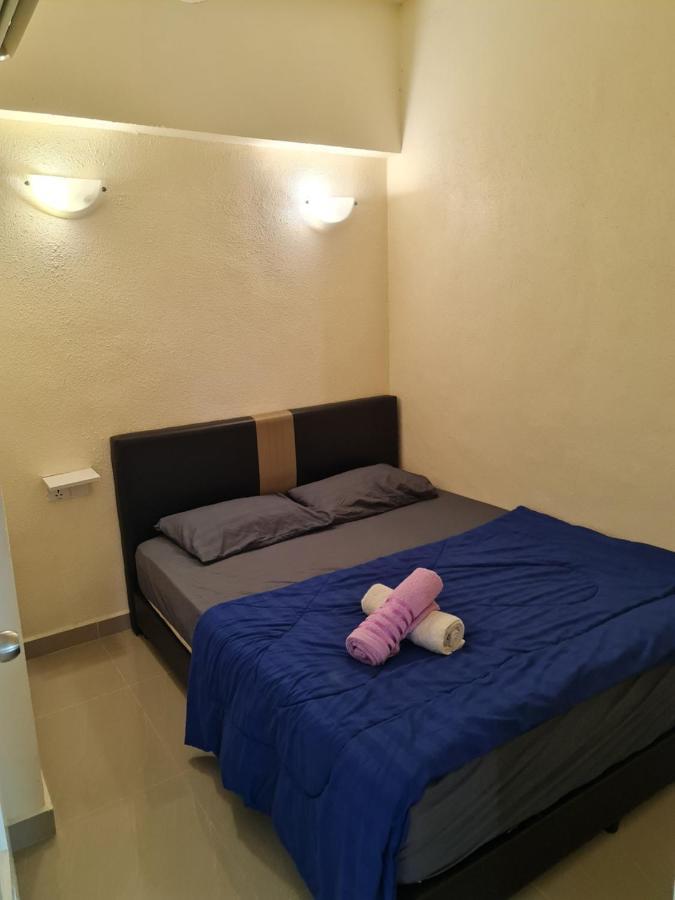 Sri Sayang Home Stay George Town Exterior foto